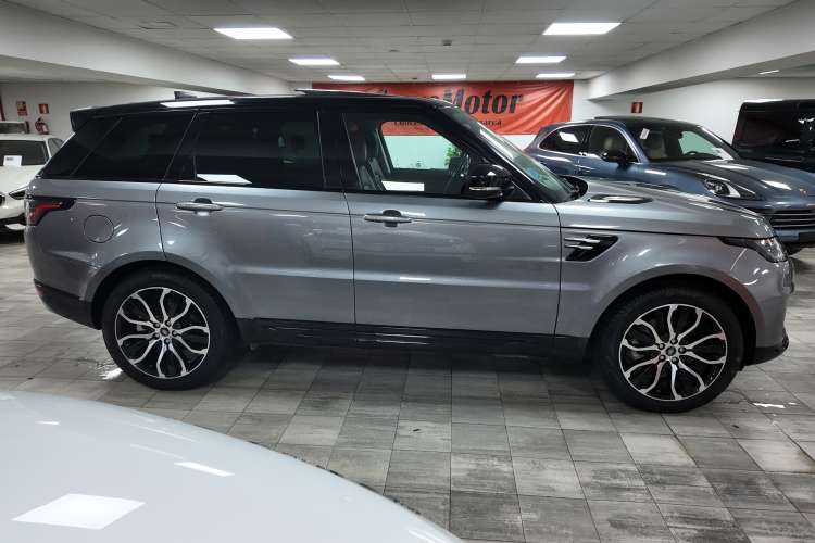 Land-Rover Range Rover Sport