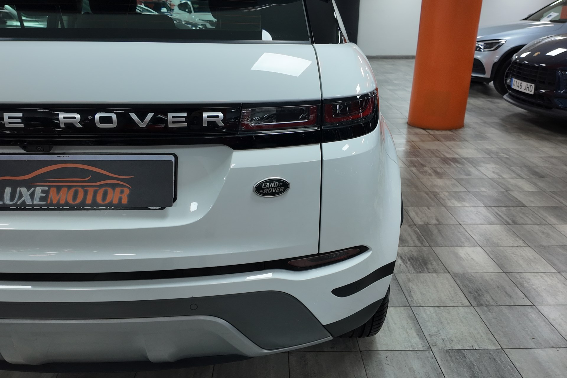 Land-Rover Range Rover Evoque