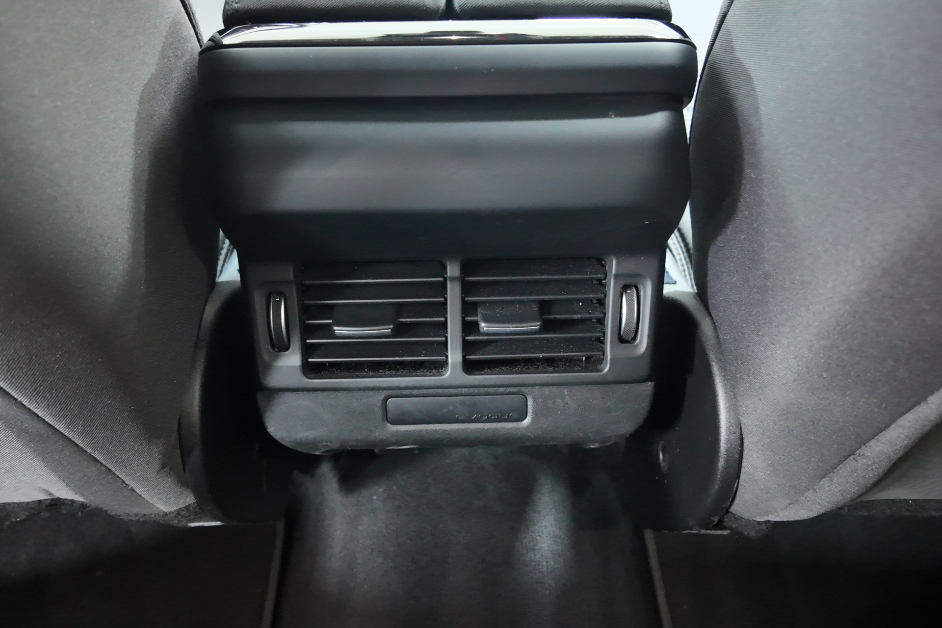 Land-Rover Range Rover Evoque
