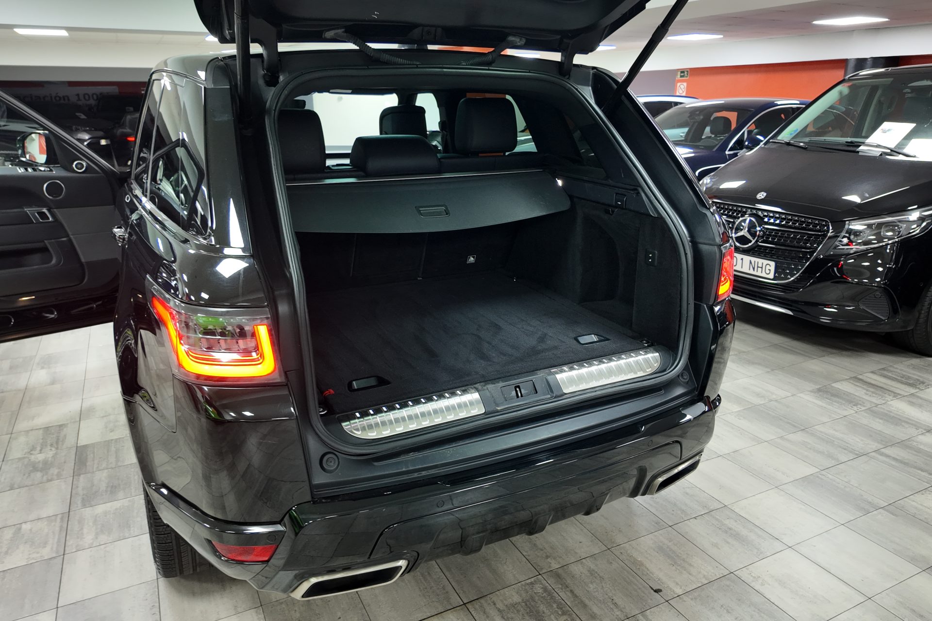 Land-Rover Range Rover Sport